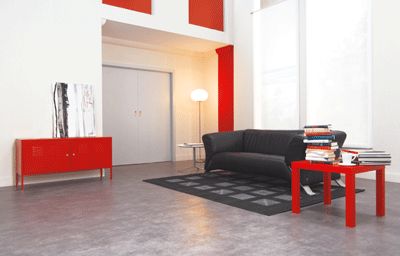Lackierte Oberflächen in Rot